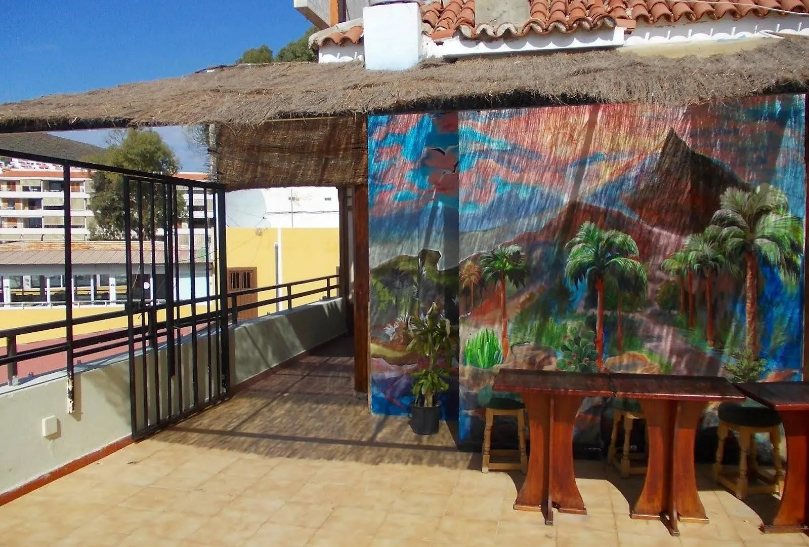 Sea Hostel Dive Alive Los Cristianos  Otel Los Cristianos (Tenerife)